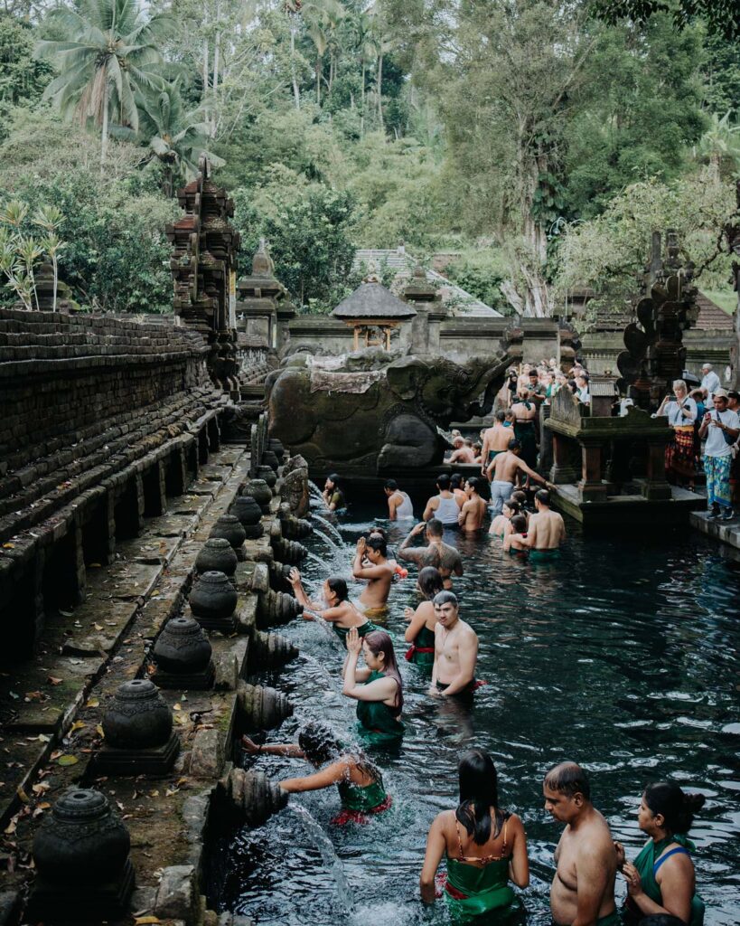 Tirta Empul opsional tour bali swing heaven