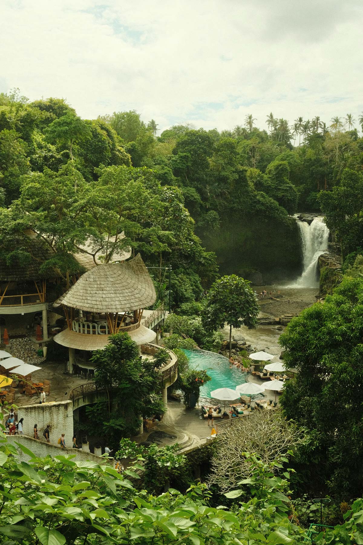 Local guide showing best photo spots during Tegenungan sunset tour