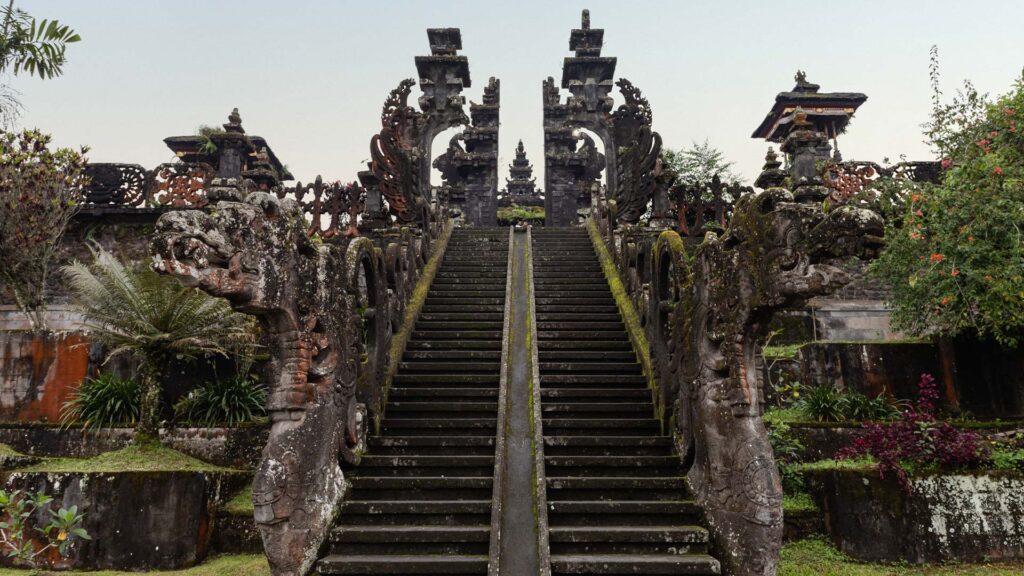 temple gelap in besakih wellness destination