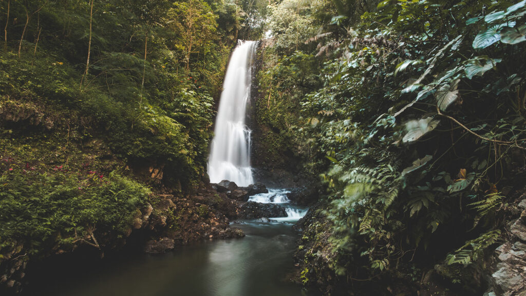 munduk waterfall