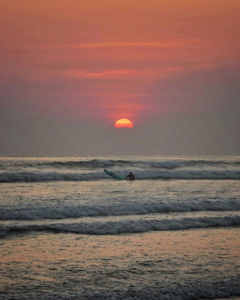 seminyak surfing view