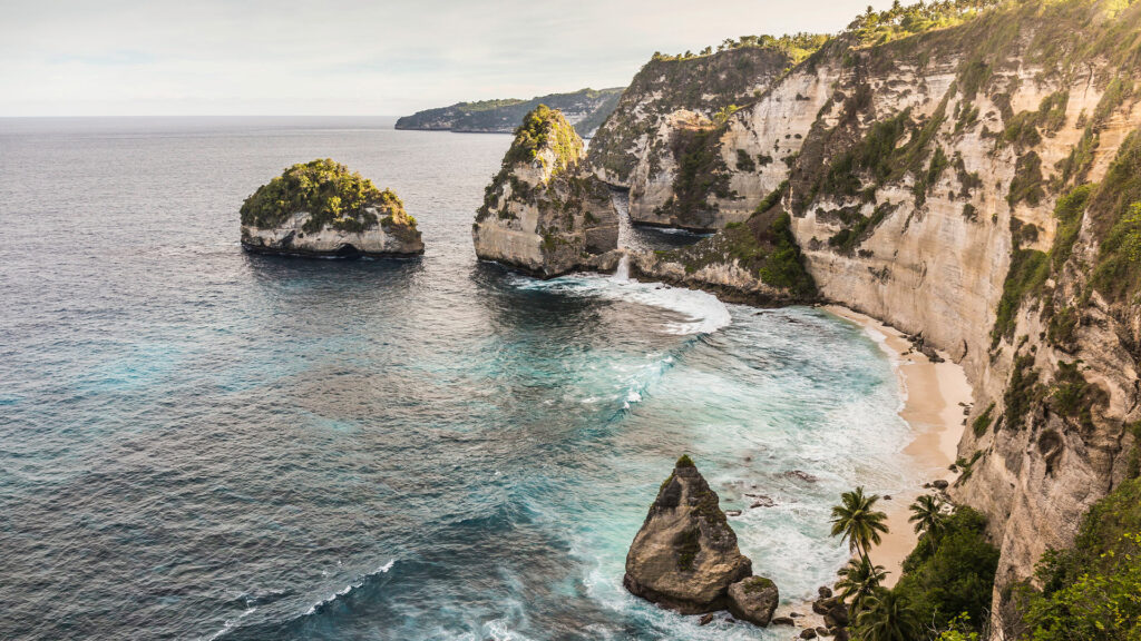 Diamond Beach Nusa Penida best iconic beach