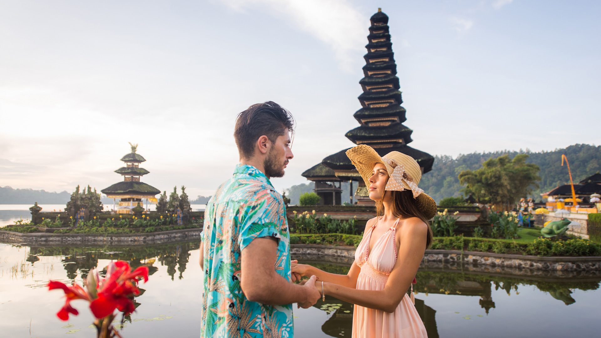 Romantic dinner in Bali view ulundanu beratan bali
