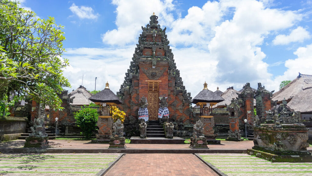batuan temple ubud