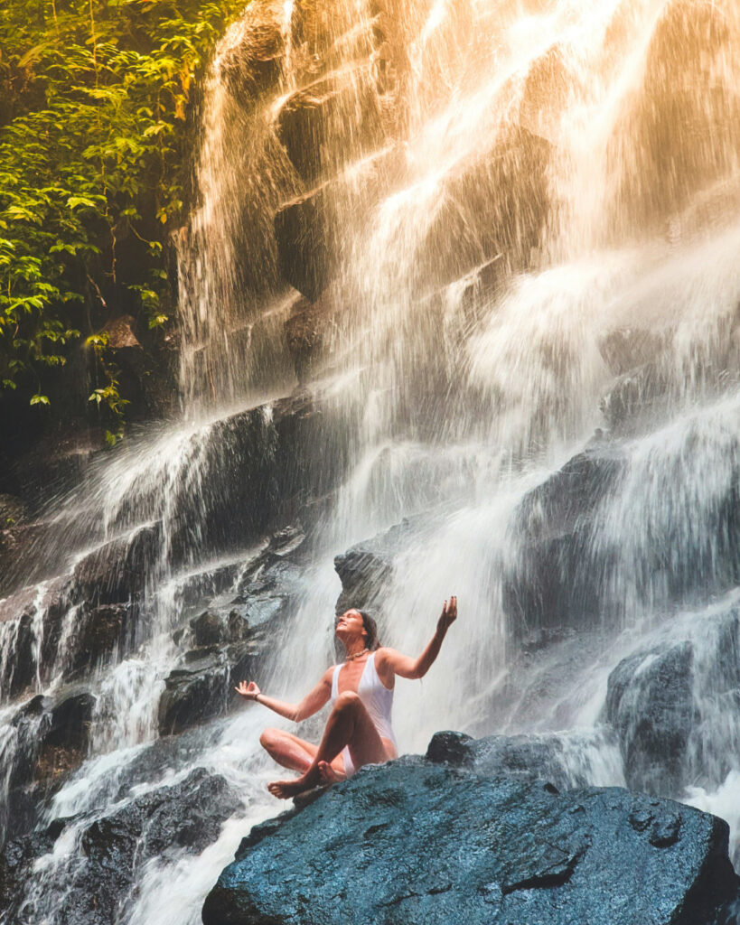 Kanto Lampo Waterfall Private Tour